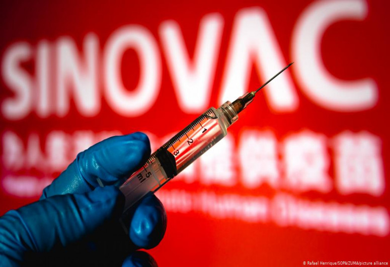 Египет запустит в июне производство китайской вакцины Sinovac