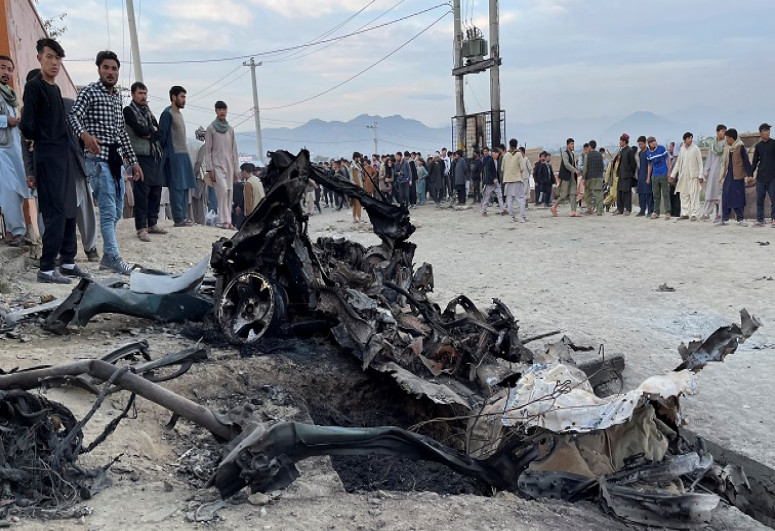 13 people killed in bombing of bus in Southern Afghanistan-UPDATED 