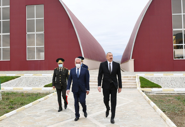 Prezident İlham Əliyev Əlahiddə Ümumqoşun Ordunun hərbi aerodromunun açılışında iştirak edib - YENİLƏNİB 