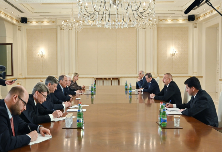 Prezident İlham Əliyevin Rusiyanın xarici işlər nazirinin başçılıq etdiyi nümayəndə heyəti ilə görüşü