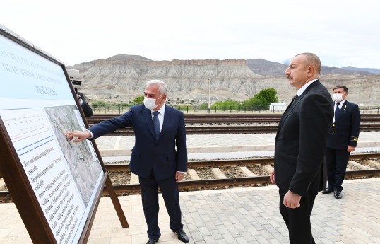 Prezident İlham Əliyev Ordubad dəmir yolu stansiyasında görülən işlərlə tanış olub