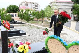 Prezident İlham Əliyevin Naxçıvanda şəhid məzarlarını ziyarəti