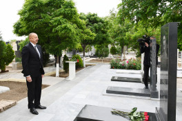 Prezident İlham Əliyevin Naxçıvanda şəhid məzarlarını ziyarəti