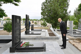 Prezident İlham Əliyevin Naxçıvanda şəhid məzarlarını ziyarəti