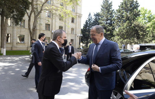 Ceyhun Bayramov və Sergey Lavrov