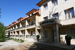Şuşada “Xarı Bülbül” otelinin yenidənqurmadan sonra açılışı