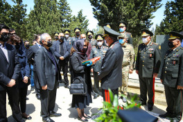 general-polkovnik Tofiq Ağahüseynovun dəfn mərasimi