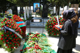 general-polkovnik Tofiq Ağahüseynovun dəfn mərasimi