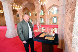 Prezident İlham Əliyev, Şuşada Yuxarı Gövhərağa məscidində