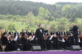 Şuşada keçirilən “Xarıbülbül” musiqi festivalı başa çatıb - VİDEO  - YENİLƏNİB 