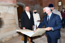 Prezident İlham Əliyev Qəbələnin Nic qəsəbəsindəki Müqəddəs Məryəm Ana Alban kilsəsində