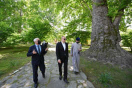 Prezident İlham Əliyev Qəbələnin Nic qəsəbəsində 1 saylı orta məktəbdə və Müqəddəs Yelisey adına Cotari kilsəsində olub - YENİLƏNİB 