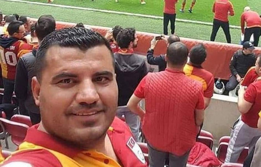 “Qalatasaray” azarkeşi oyunu izləyərkən infarkt keçirib ölüb