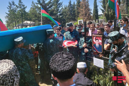 Dövlət sərhədinin pozulması nəticəsində həlak olan zabit Tovuzda dəfn olunub - FOTO  - VİDEO 