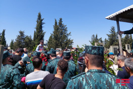 Baş leytenant Samir Eyvazov Tovuzda dəfn olunub