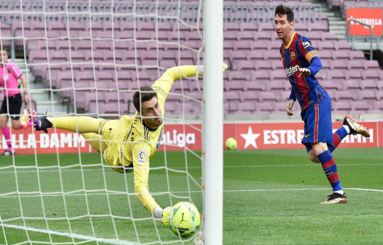 Lionel Messi La Liqada qol vurduğu oyunların sayı 300-ə çatıb