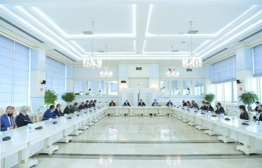 Bəzi məhkəmələrə hakim təyinatı məsələsi MM-in plenar iclasına tövsiyə edilib