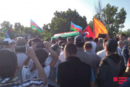Vətən müharibəsinin şəhidi Təbriz İbrahimovla Salyanda vida mərasimi
