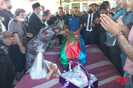 Vətən müharibəsinin şəhidi Təbriz İbrahimovla Salyanda vida mərasimi