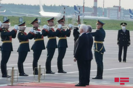 Azərbaycanın Baş Naziri Əli Əsədovun Rusiyanın  “Vnukovo-2” hava limanında qarşılanma mərasimi