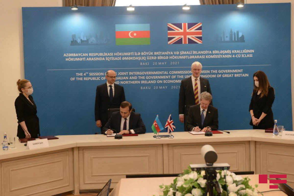 Azərbaycan və Britaniya arasında iki sənəd imzalanıb