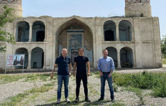 Yapon futbolçu Keysuke Honda Xirosimaya bənzədilən Ağdamda olub - VİDEO 