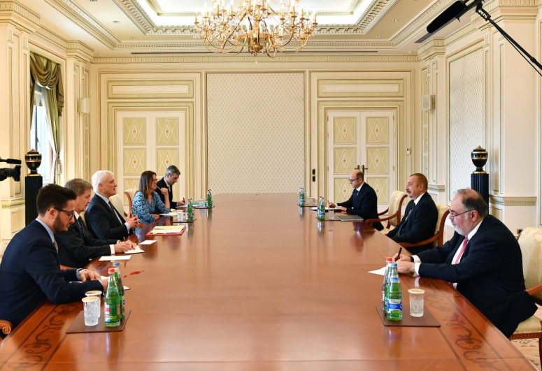 President Ilham Aliyev received UK Minister for Exports