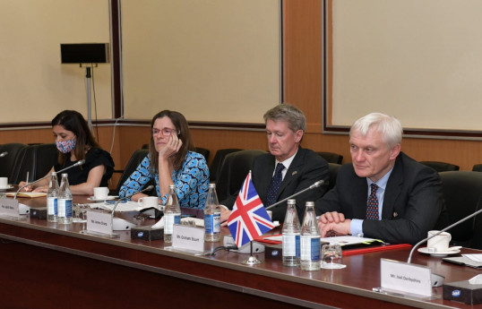 Azərbaycanla Britaniya arasında nəqliyyat sahəsində əməkdaşlıq məsələləri müzakirə olunub