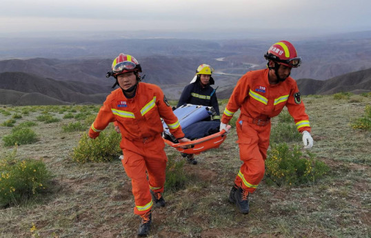 Boliviyada mikroavtobus dərəyə aşıb, 5 nəfər ölüb