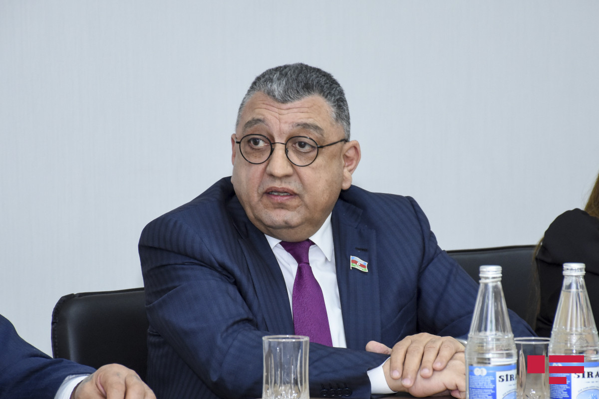 Deputat Rauf Əliyev