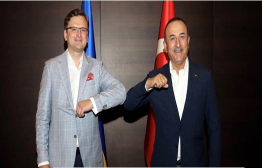 Dmitri Kuleba və Mövlud Çavuşoğlu