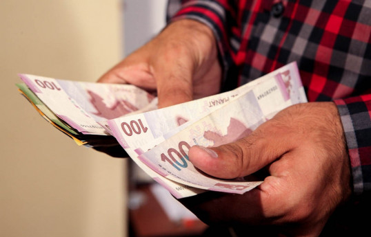 Azərbaycanda banklardan kənar nağd pul kütləsinin həcmi 21% artıb
