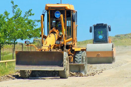 Ağstafada ümumi uzunluğu 37 km olan iki avtomobil yolu layihəsi icra olunur - FOTO 