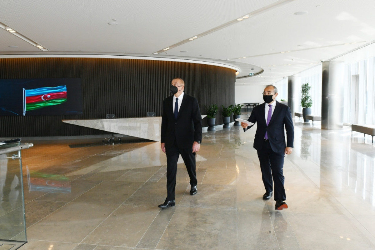 Президент Ильхам Алиев принял участие в открытии нового здания министерства экономики-ВИДЕО 