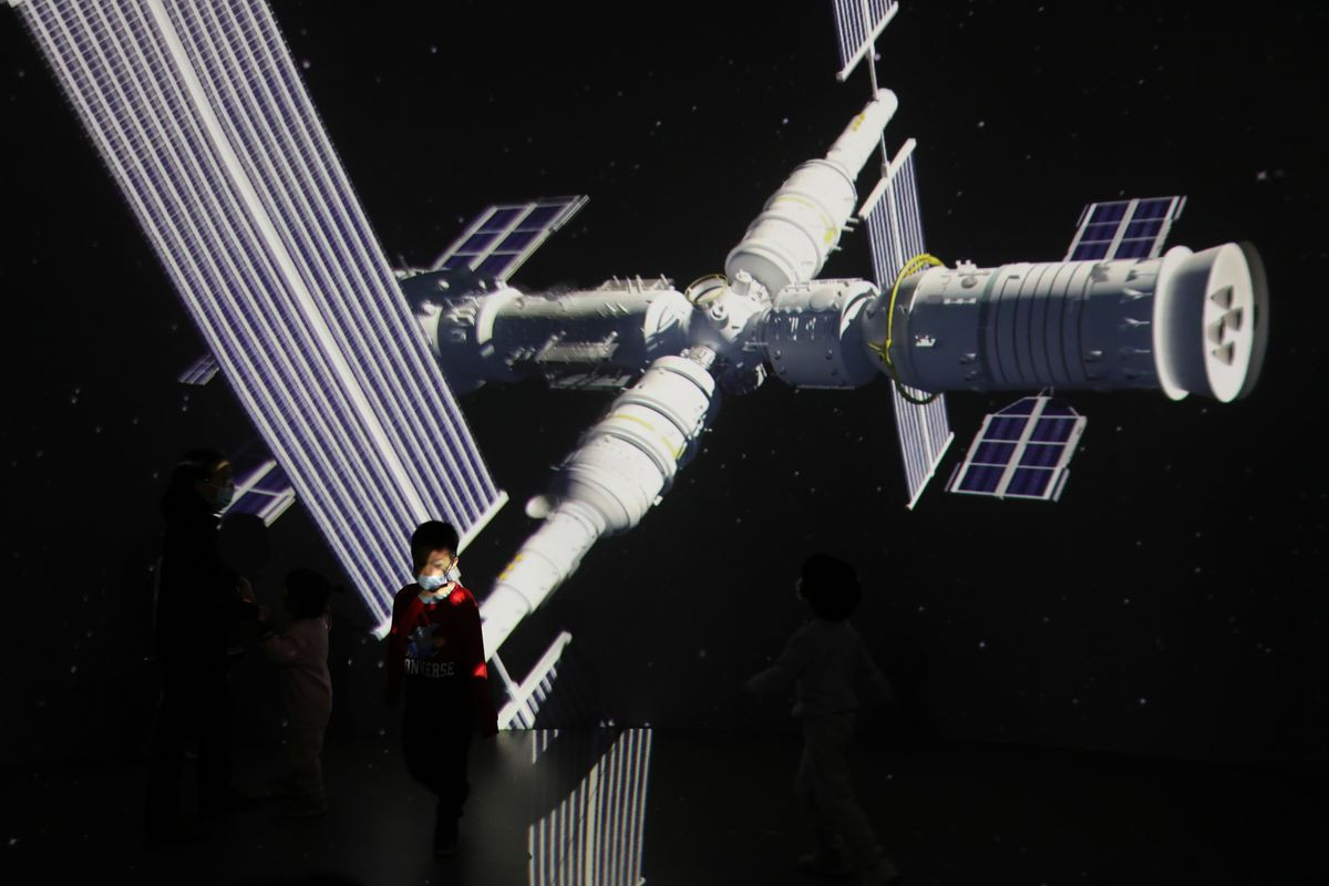 Tianzhou-2 cargo spacecraft docks with China