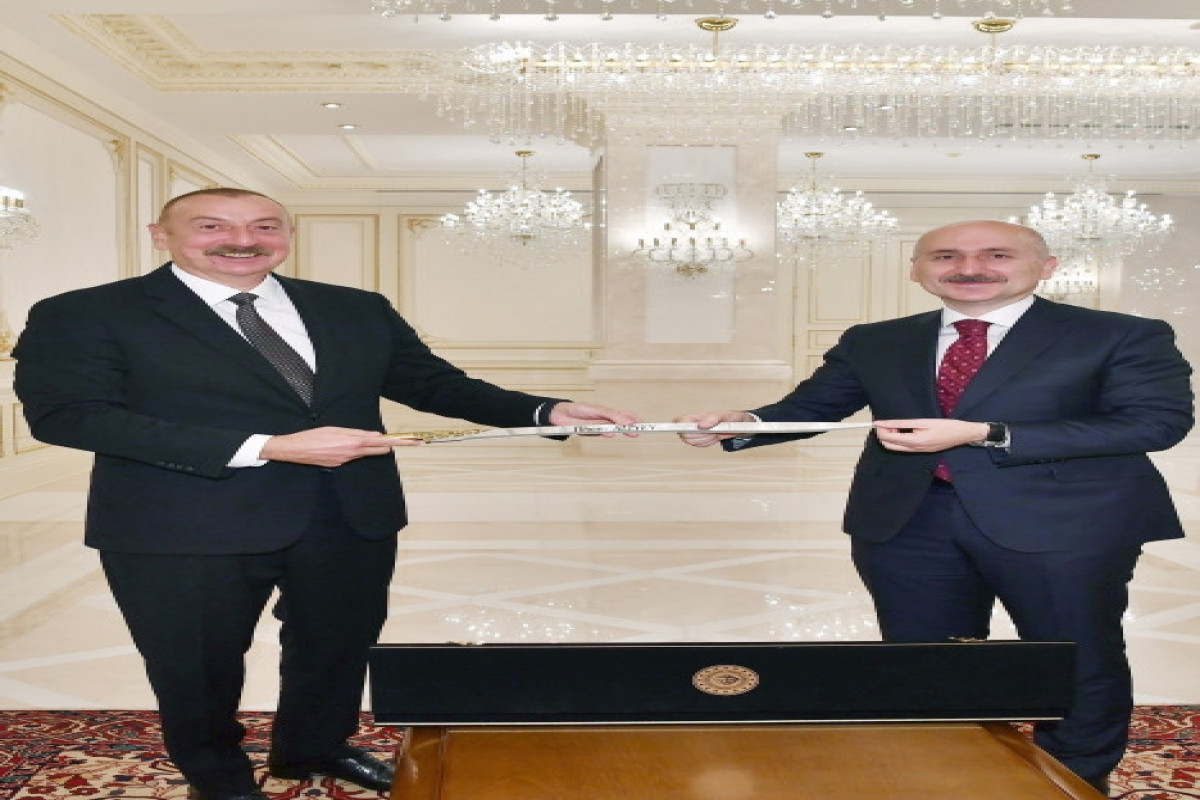 President Ilham Aliyev received delegation led by Turkish minister of transport and infrastructure-UPDATED 