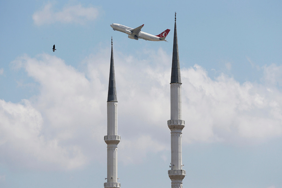 Россия продлила ограничение авиасообщения с Турцией-ОБНОВЛЕНО 