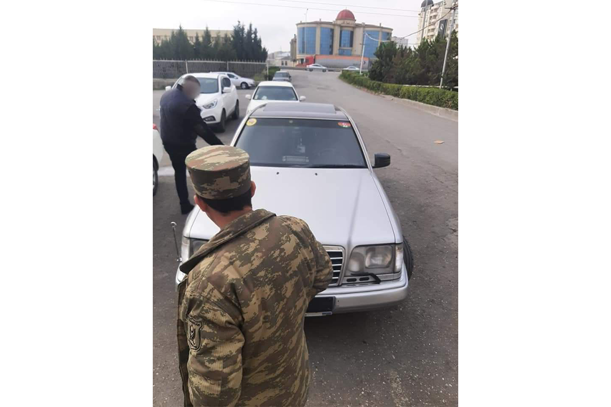 Orduya dəstək adıyla şirkətlərdən pul tələb edən şəxslər saxlanılıb