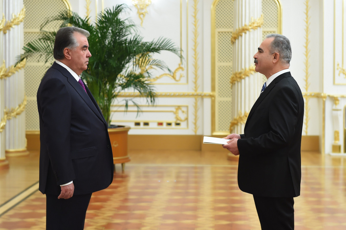 Tajik President receives credentials of Azerbaijani ambassador-PHOTO 