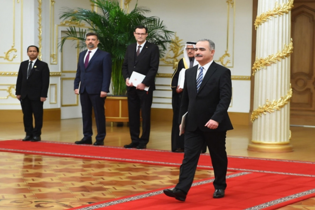 Tajik President receives credentials of Azerbaijani ambassador-PHOTO 