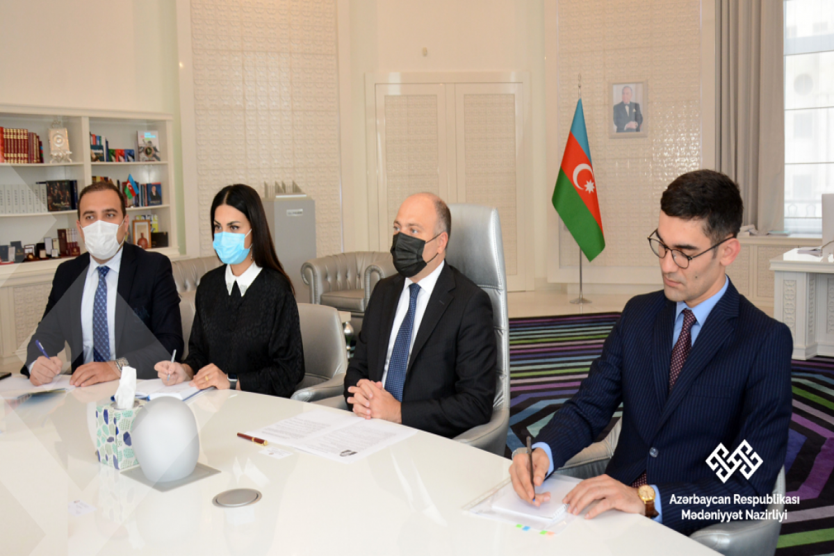 Anar Kərimovun Qazaxıstan səfiri ilə görüşü  