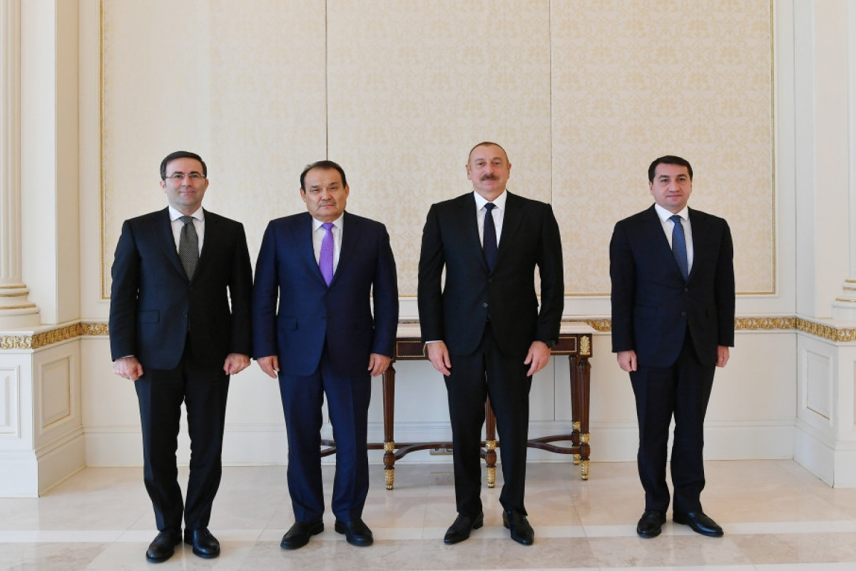 Президент Ильхам Алиев принял генсека Совета сотрудничества тюркоязычных государств