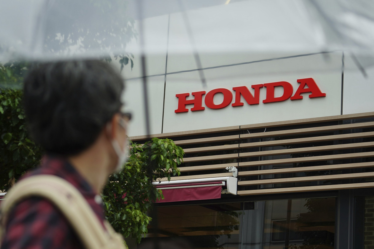 "Honda"nın rüblük mənfəəti kəskin azalıb