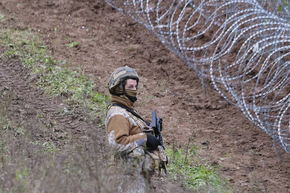 Литва направляет войска к границе с Польшей и Беларусью из-за скопления мигрантов
