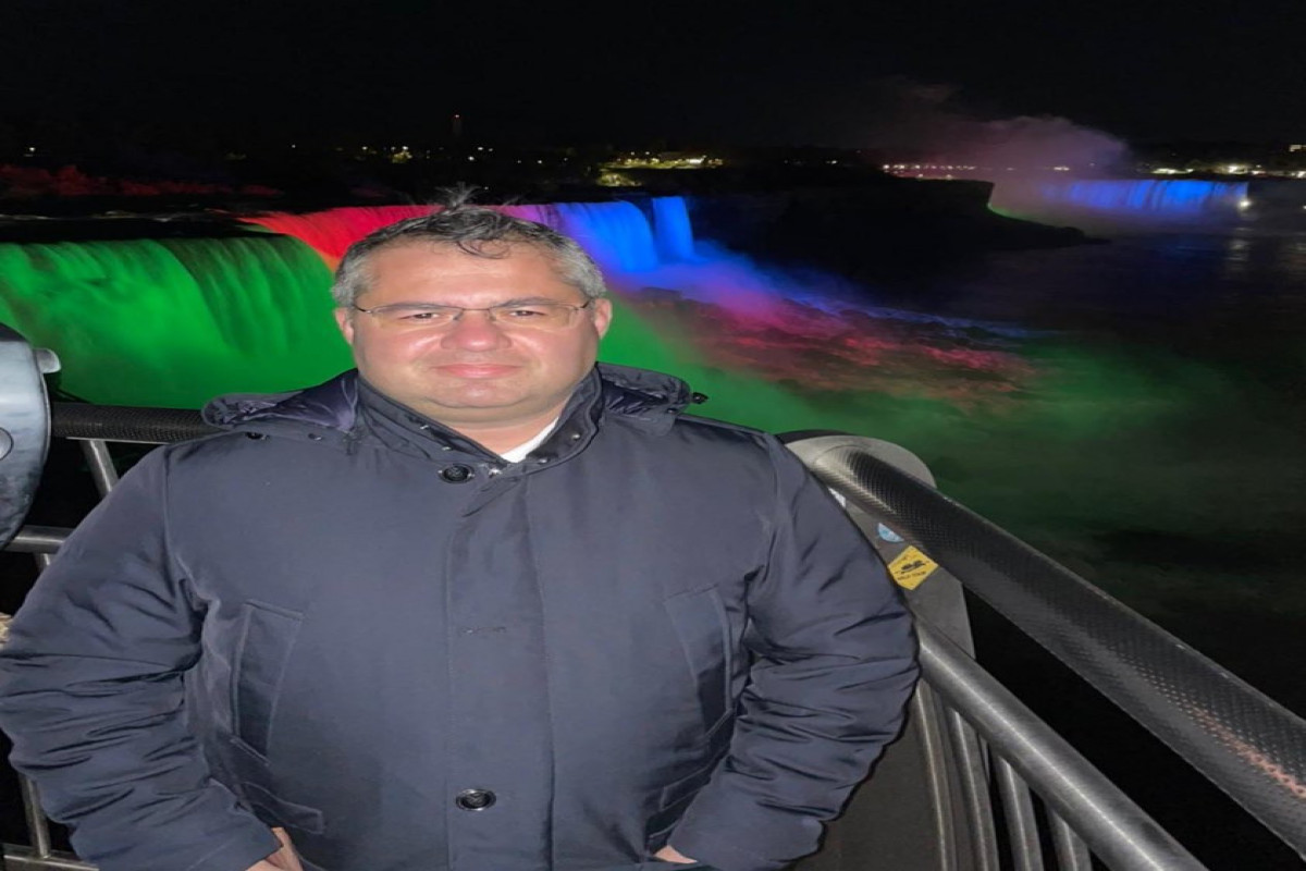 В День Победы Ниагарский водопад окрасился в цвета Азербайджанского флага