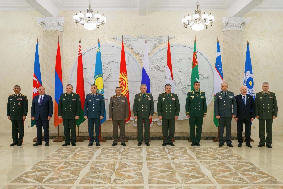 Zakir Hasanov attends meeting of CIS Defence Ministers in Moscow-PHOTO 
