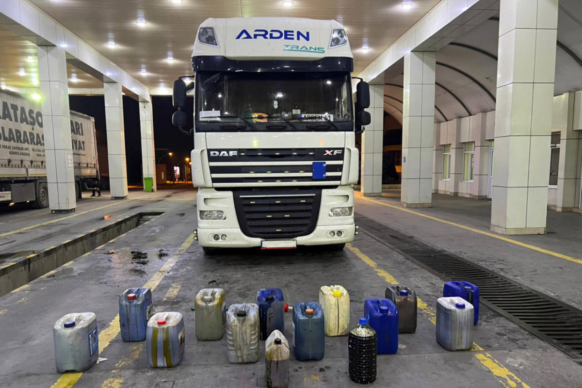 Пресечена попытка провоза через таможенную границу Азербайджана более 0,5 тонн героина