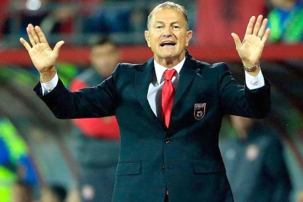 Azərbaycan millisinin baş məşqçisi AFFA-nın ona əvəzləyici axtarmasına münasibət bildirib