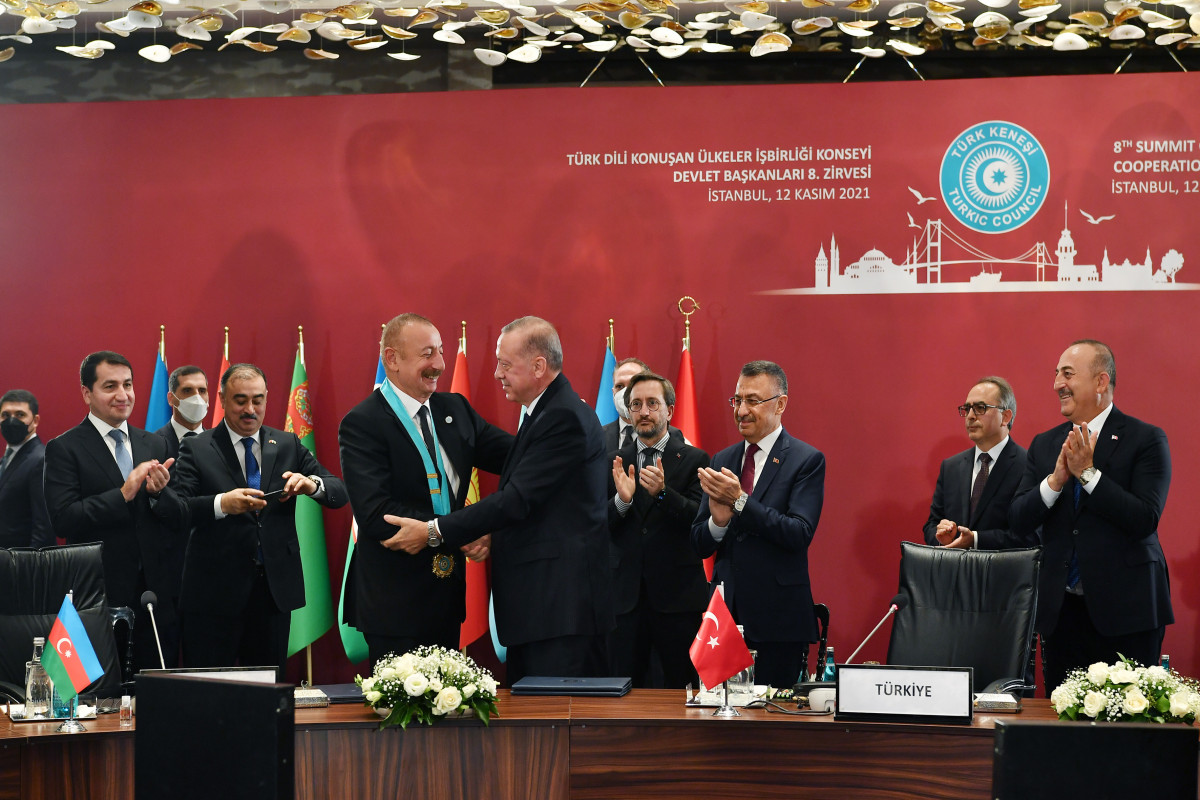 Azərbaycan Prezidenti Türk Dünyasının Ali Ordeni ilə təltif edilib