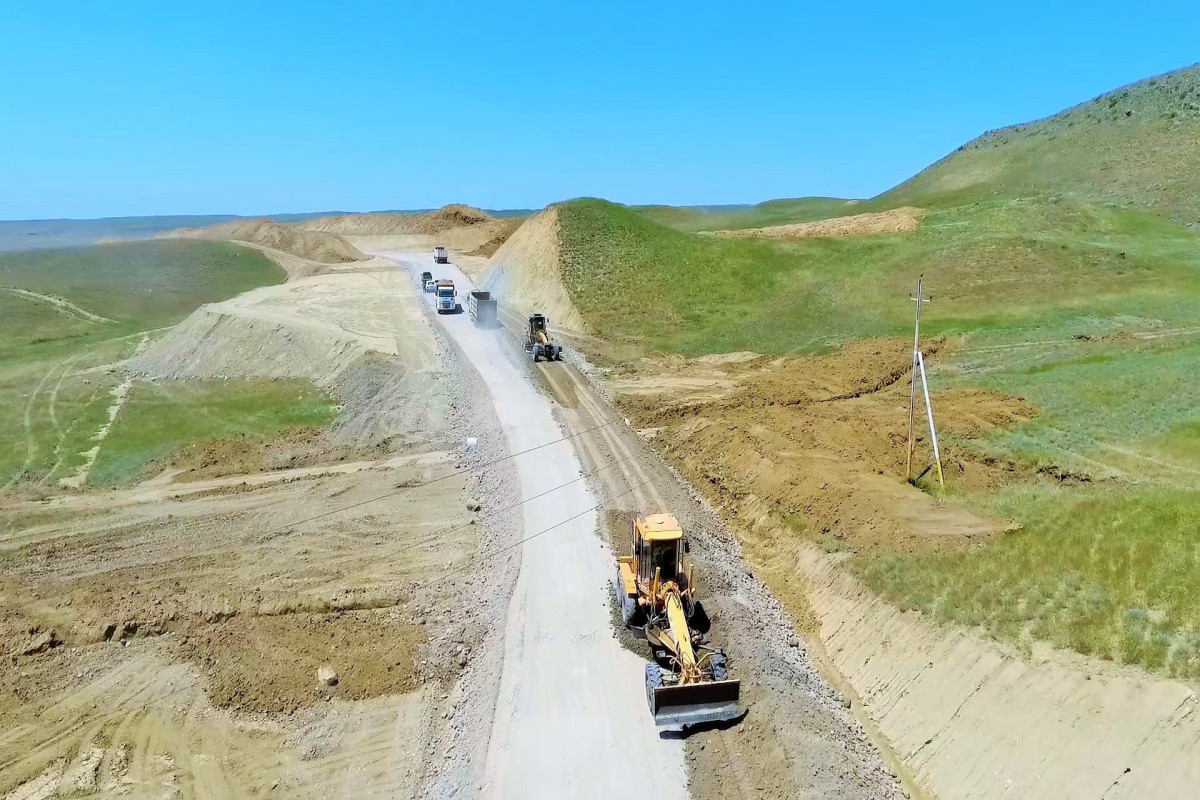 Строительство новой автомобильной дороги, ведущей к заповеднику «Кешикчидаг»